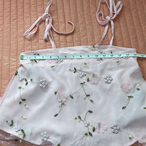 Babydoll Crop Top SHEIN NWT Floral 3D Embroidered Pink size Small - Picture 9 of 13